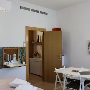 https://garda-smile-garda.hotelinveneto.com