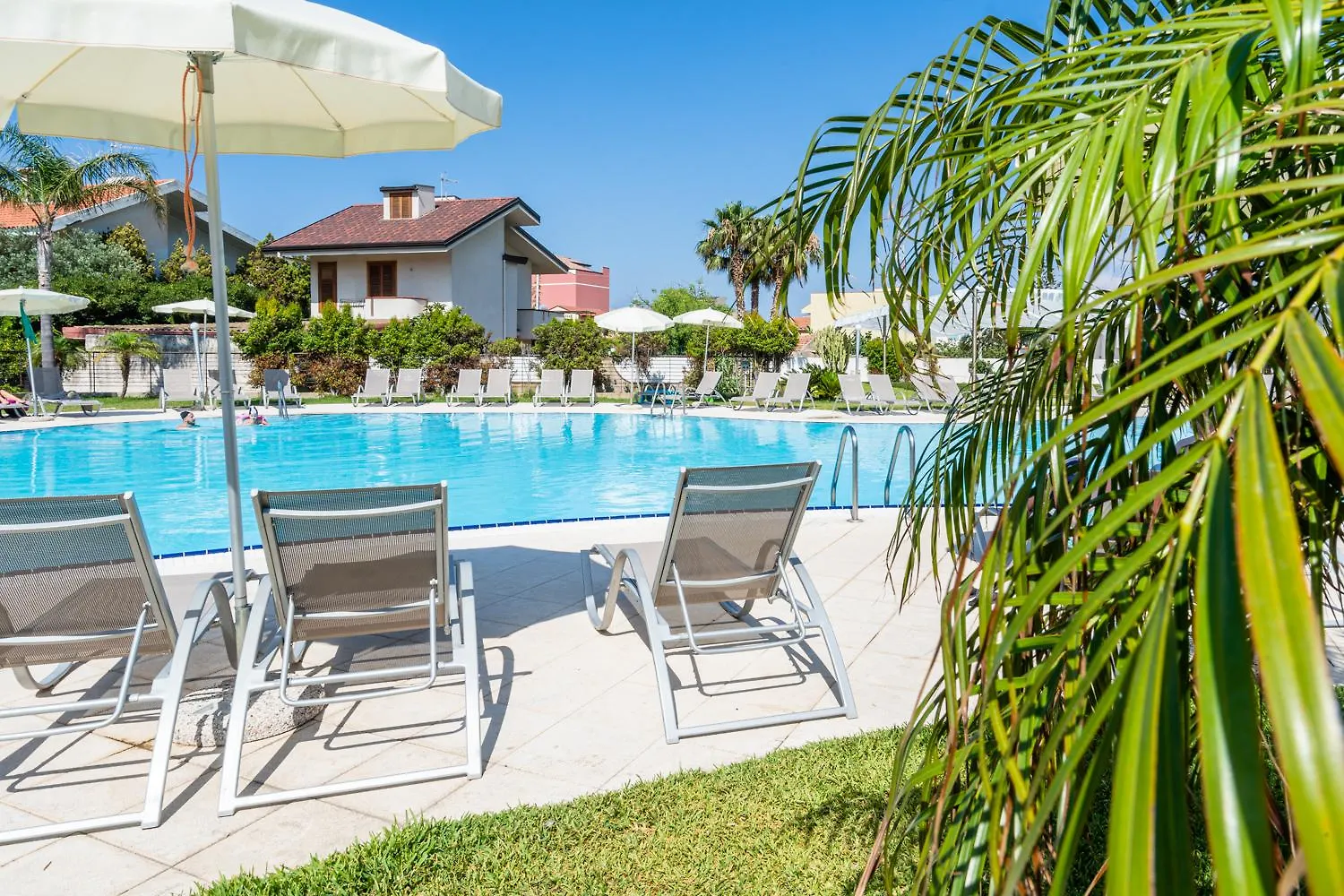 Capo Peloro Hotel (Adults Only) Торре-Фаро