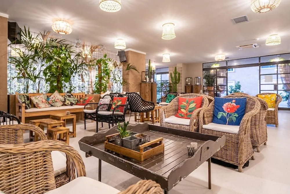 Capo Peloro Hotel (Adults Only) Торре-Фаро