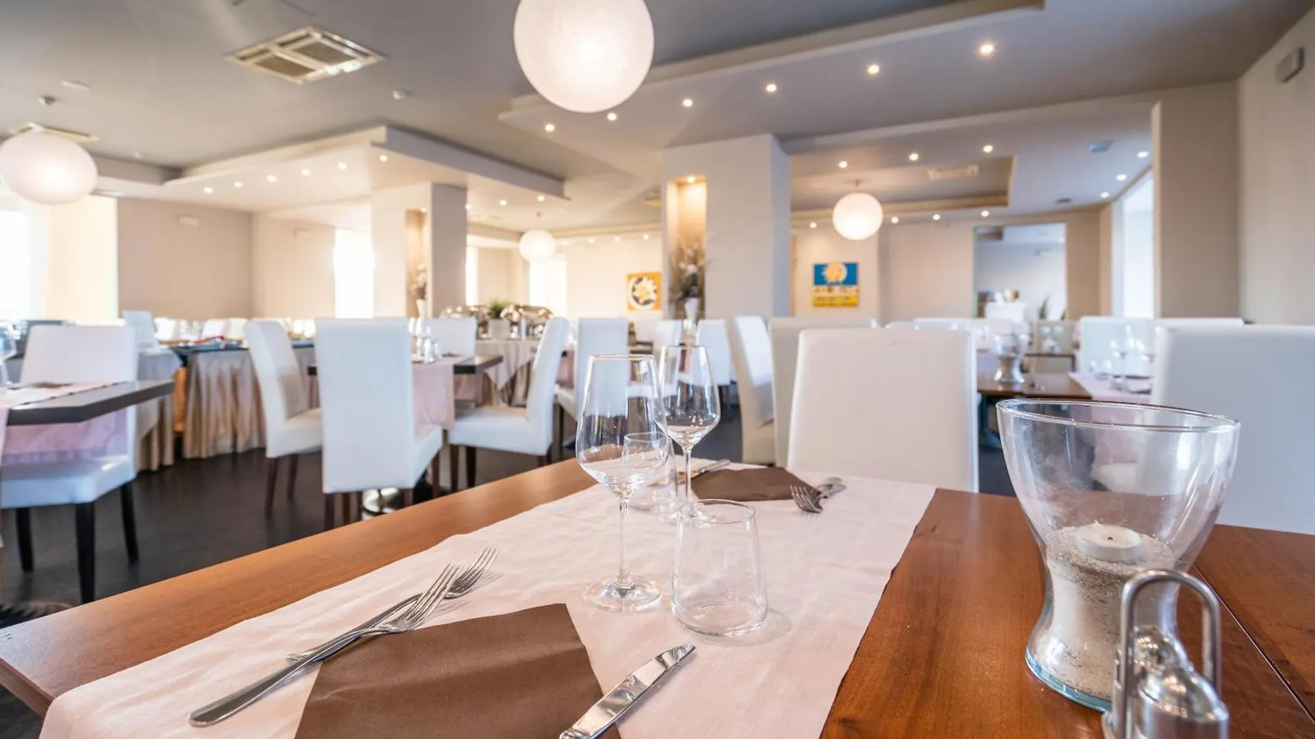 Capo Peloro Hotel (Adults Only) Торре-Фаро