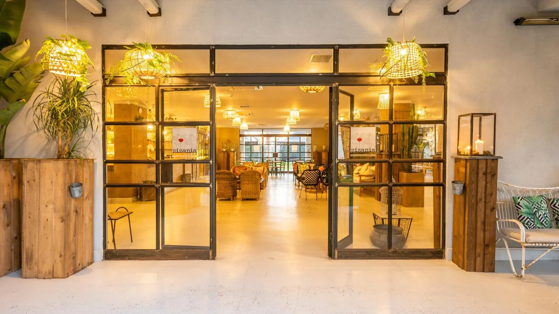 Capo Peloro Hotel (Adults Only) Торре-Фаро